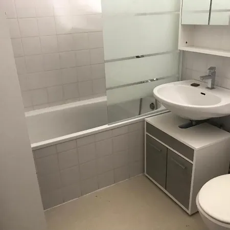 Entier 30 M2, Tramway Saint-florent, Parking Privé Gratuit