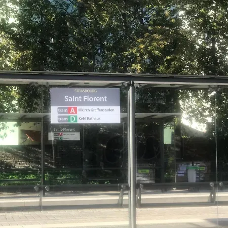 Entier 30 M2, Tramway Saint-florent, Parking Privé Gratuit